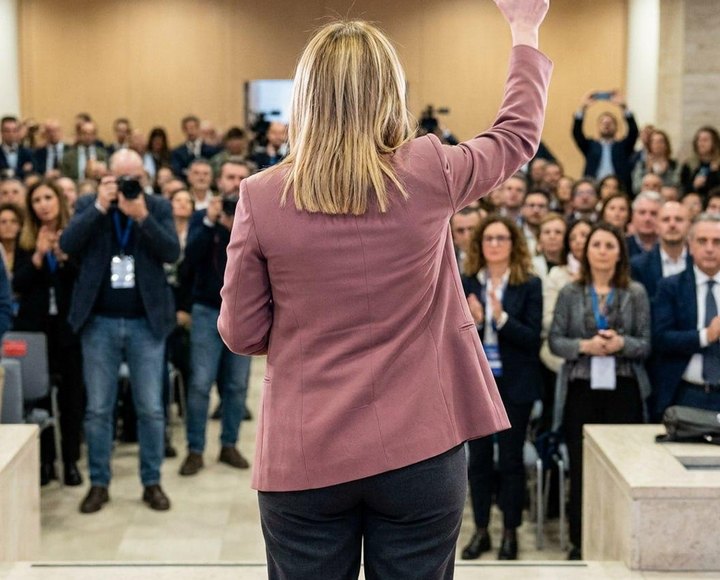 Aggiornamenti dall'Italia.